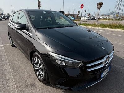 Begagnad Mercedes 180 136 HK (100 kW) 2020 Svart Sedan