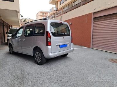 Usata Peugeot Partner 2013 Grigio Monovolume