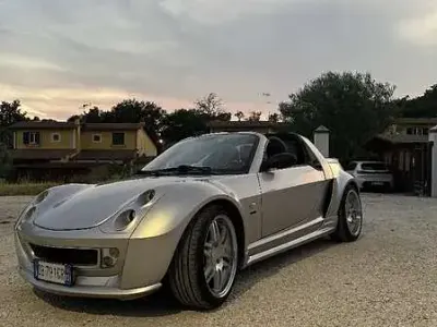 Usata Smart Roadster Brabus 101 CV (74 kW) 2026 Argento Cabrio