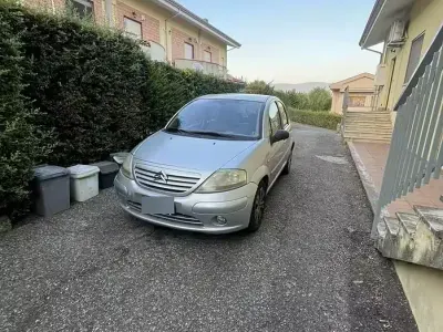 Usata Citroën C3 Exclusive 90 CV (66 kW) 2005 Grigio Utilitaria