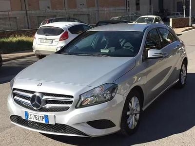 Usata Mercedes A180 110 CV (80 kW) 2013 Grigio Berlina