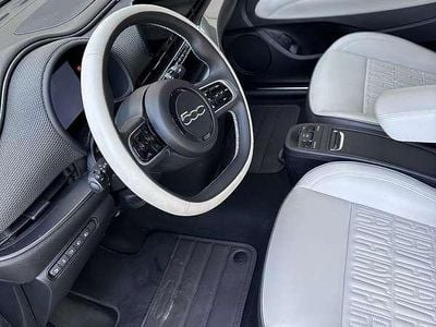 Usata Fiat 500e La Prima 42 kW (58 CV) 2022 Utilitaria