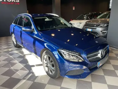 Usata Mercedes C250 Premium 204 CV (150 kW) 2015 Blu/azzurro Station wagon