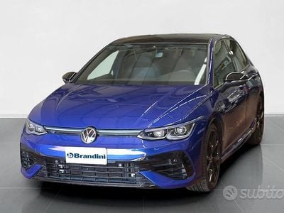 Blu Usata 2023 VW Golf VIII R Berlina | 42.640 € (Buon prezzo)