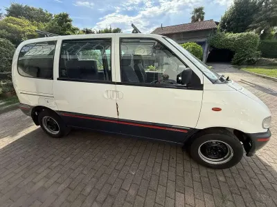 Usata Nissan Serena 75 CV (55 kW) 1999 Monovolume