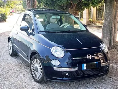 Usata Fiat 500 Pop 69 CV (50 kW) 2010 Blu/azzurro Utilitaria