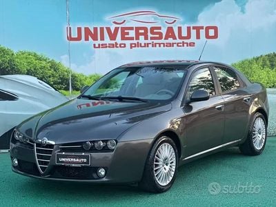 Usata Alfa Romeo 159 Distinctive 150 CV (110 kW) 2005 Grigio Berlina