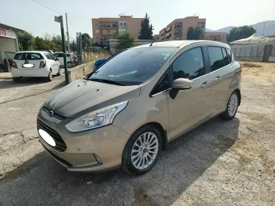 Usata Ford B-MAX Titanium 95 CV (69 kW) 2013 Grigio Monovolume