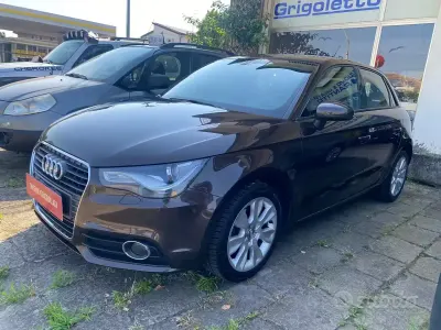 Usata Audi A1 Ambition 86 CV (63 kW) 2012 Marrone Utilitaria