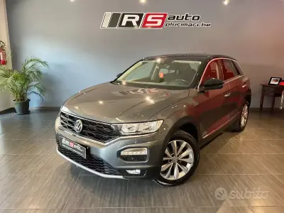 Usata VW T-Roc Advance 116 CV (85 kW) 2019 Grigio SUV