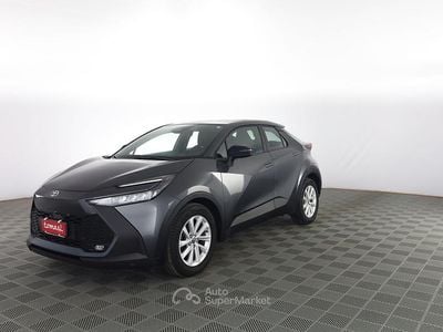 Usata Toyota C-HR Active 140 CV (102 kW) 2024 Gray SUV