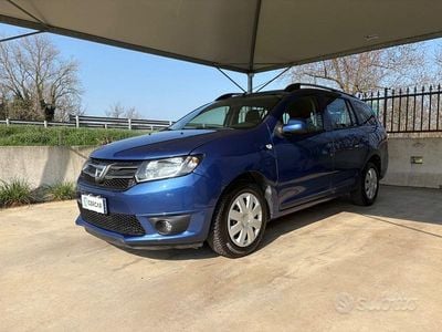 Usata Dacia Logan Ambiance 75 CV (55 kW) 2015 Blu Monovolume