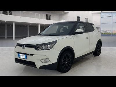Usata Ssangyong (KGM) Tivoli 128 CV (94 kW) 2017 Bianco metallizzato SUV