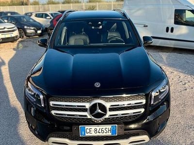 Usata Mercedes GLB200 Business 150 CV (110 kW) 2021 Nero SUV