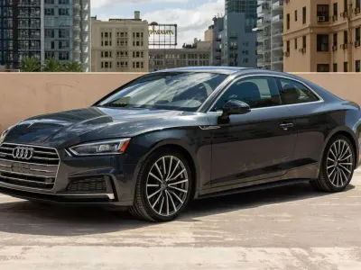 Usata Audi A5 Sport 190 CV (139 kW) 2018 Grigio Coupé