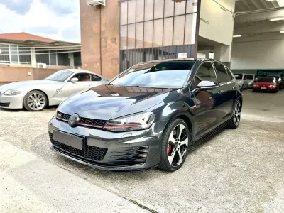 Second-hand VW Golf VII GTI 230 CP (169 kW) 2017 Gri Berlinǎ