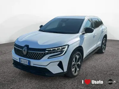 Usata Renault Clio Iconic 200 CV (147 kW) 2023 Bianco Utilitaria