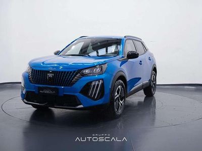 Usata Peugeot 2008 Allure 101 CV (74 kW) 2025 Blu vertigo SUV