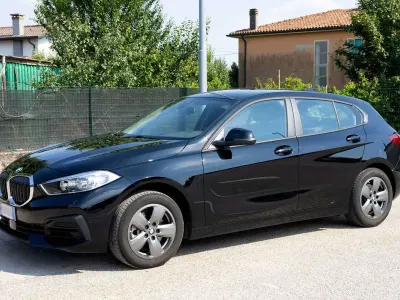Usata BMW 116 Advantage 109 CV (80 kW) 2023 Nero Utilitaria