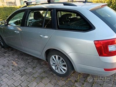 Usata Skoda Octavia G-TEC 110 CV (80 kW) 2016 Grigio Station wagon