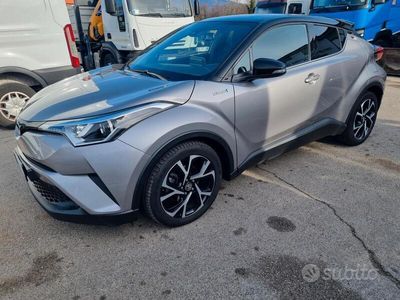 usata Toyota C-HR 1.8 Hybrid E-CVT Trend