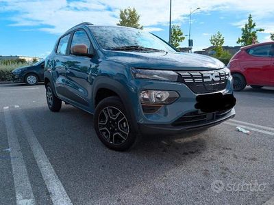 Begagnad Dacia Spring 2024 Halvkombi