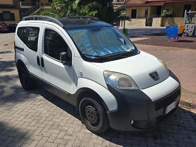 Usata Peugeot Bipper 70 CV (51 kW) 2010 Bianco Monovolume