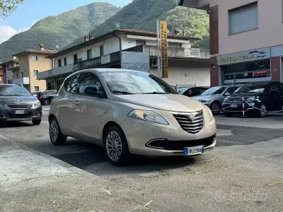 Usata Lancia Ypsilon S 69 CV (50 kW) 2012 Marrone Utilitaria