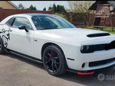 Usata Dodge Challenger 309 CV (227 kW) 2020 Bianco Coupé