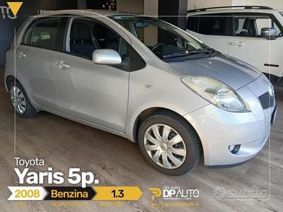 Usata Toyota Yaris Sol 87 CV (63 kW) 2008 Grigio Utilitaria