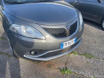 usata Lancia Ypsilon 3ª serie 1.2 69 CV 5 porte Gold