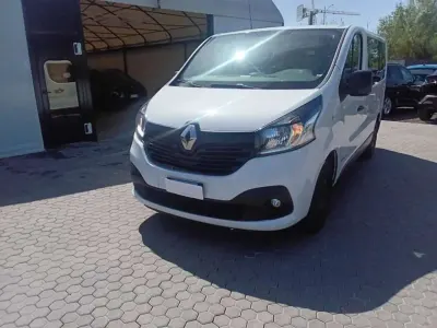 Usata Renault Trafic SE 125 CV (91 kW) 2017 Bianco Monovolume