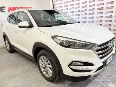 Usata Hyundai Tucson Comfort 116 CV (85 kW) 2016 Bianco SUV