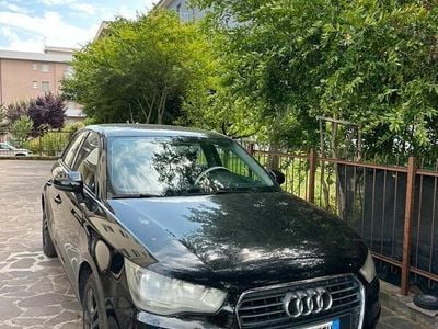Usata Audi A1 Comfort 105 CV (77 kW) 2014 Nero Utilitaria