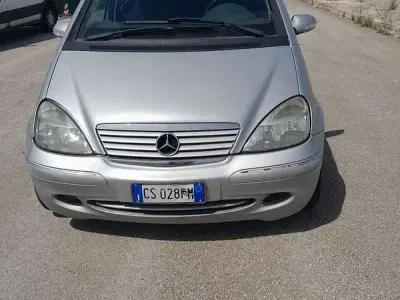 Usata Mercedes A140 Elegance 82 CV (60 kW) 2004 Monovolume