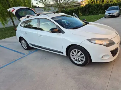 Usata Renault Mégane GrandTour 110 CV (80 kW) 2012 Bianco Station wagon