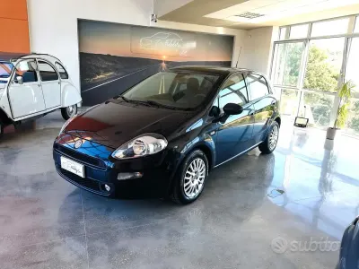 Usata Fiat Punto Street 95 CV (69 kW) 2018 Bluazzurro Utilitaria