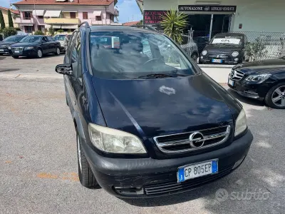 Usata Opel Zafira Elegance 125 CV (91 kW) 2004 Bluazzurro Monovolume