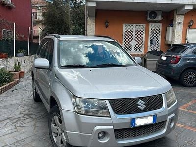 Usata Suzuki Grand Vitara 130 CV (95 kW) 2006 Grigio SUV