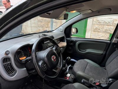 Usata Fiat Panda 4x4 95 CV (69 kW) 2017 Verde Utilitaria