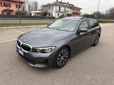 Usata BMW 318 150 CV (110 kW) 2021 Grigio Station wagon