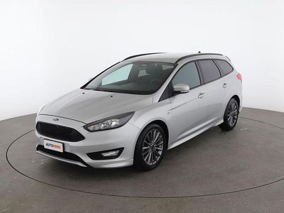 Argento Usata 2018 Ford Focus ST-Line Station wagon | 14.499 € (Cara)