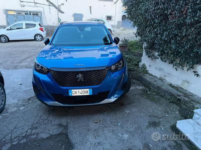 Usata Peugeot 2008 130 CV (95 kW) 2021 Blu SUV
