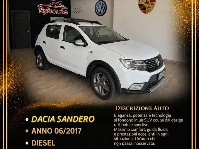 Usata Dacia Sandero 89 CV (65 kW) 2017 Bianco Berlina