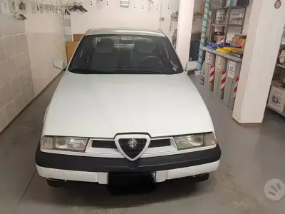 Usata Alfa Romeo 155 126 CV (92 kW) 1992 Bianco Berlina