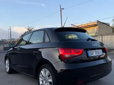 Usata Audi A1 Sportback Ambition 105 CV (77 kW) 2013 Utilitaria