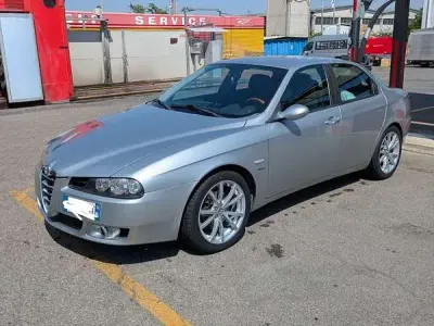 Usata Alfa Romeo 156 Distinctive 140 CV (102 kW) 2004 Berlina