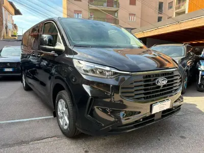 Usata Ford Transit Custom Titanium 150 CV (110 kW) 2024 Nero Station wagon