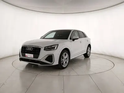 Usata Audi Q2 S-Line 150 CV (110 kW) 2025 Bianco ghiaccio metallizzato SUV