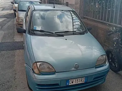 Occasion Fiat 600 54 ch (39 kW) 2005 Bleue Citadine